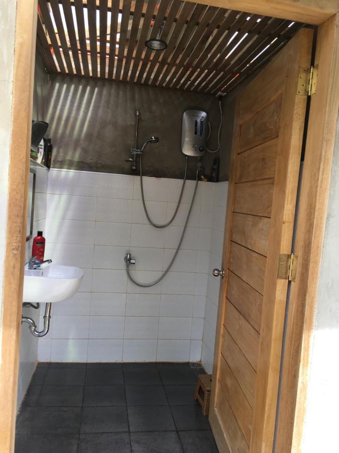 B&R Hostel Nagtabon Bacungan Ngoại thất bức ảnh
