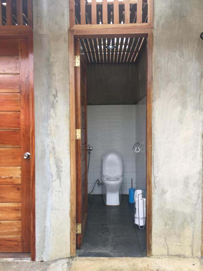 B&R Hostel Nagtabon Bacungan Ngoại thất bức ảnh